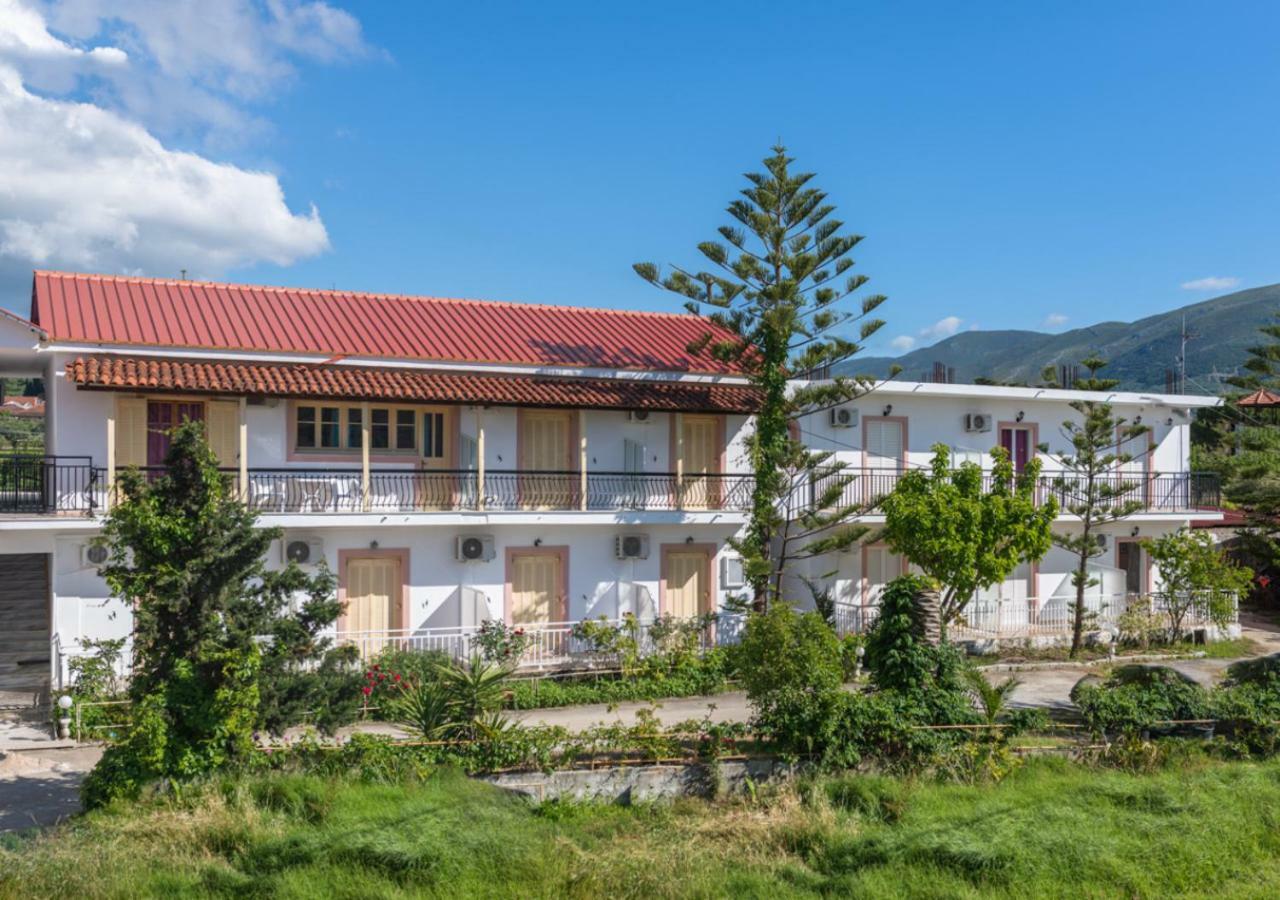 Anthi Studios & Apartments อาลีเกส ภายนอก รูปภาพ