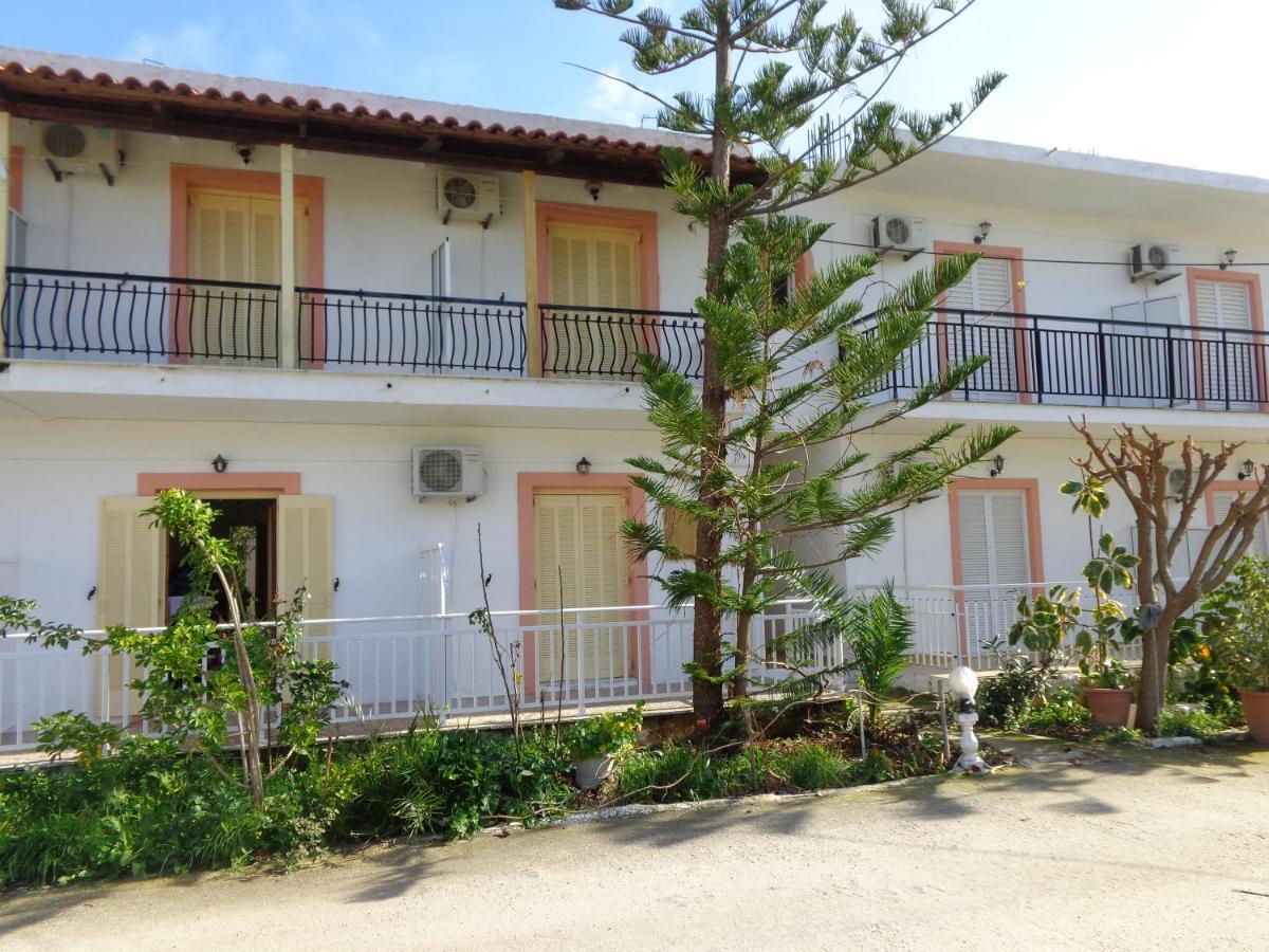Anthi Studios & Apartments อาลีเกส ภายนอก รูปภาพ